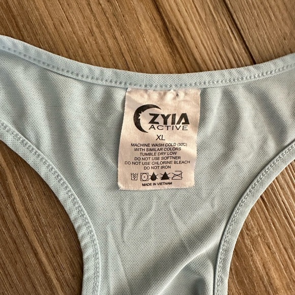 ZYIA, women’s baby blue tank size XL - Picture 3 of 3